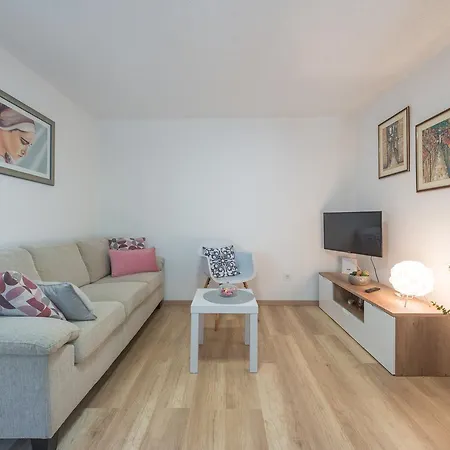 Apartment Marito *