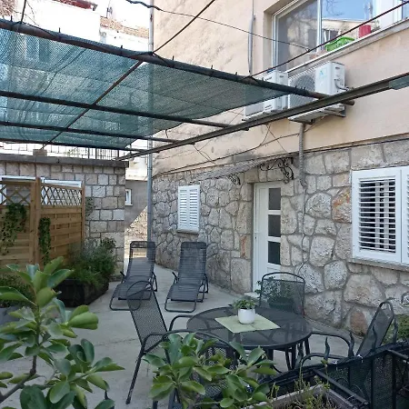 Marito Apartment *